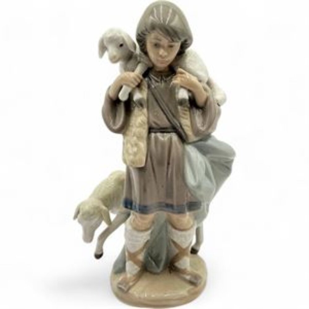 Lladro Shepard Boy Nativity Figurine